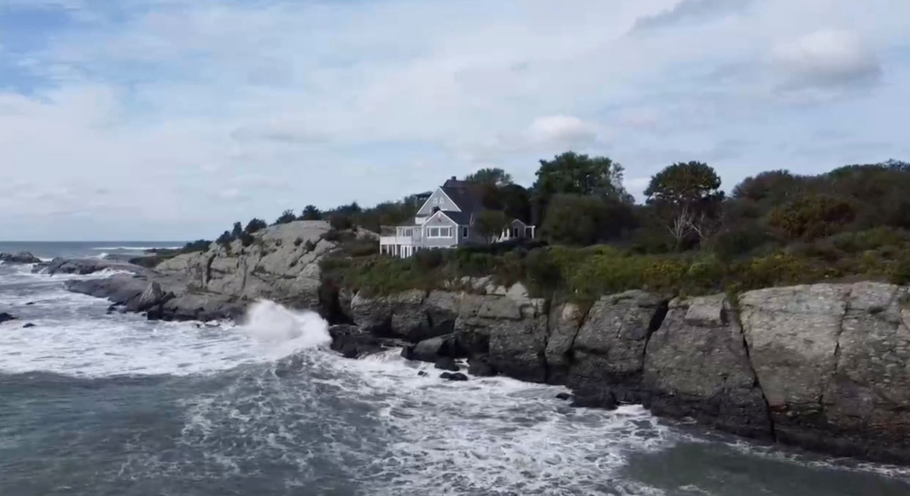 Large Waves Off Second Beach During Big Storm
